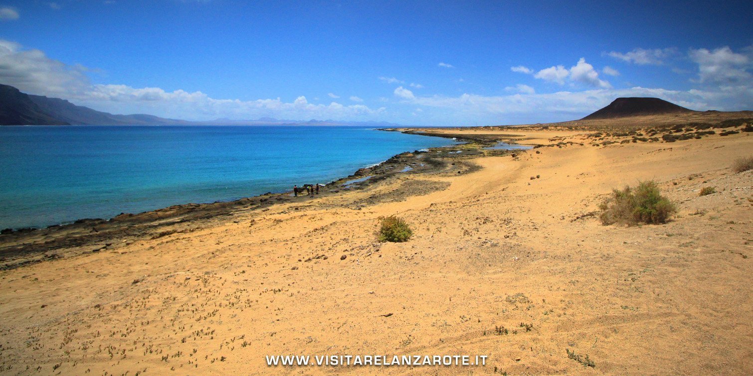 Playa El Salado la graciosa Lanzarote